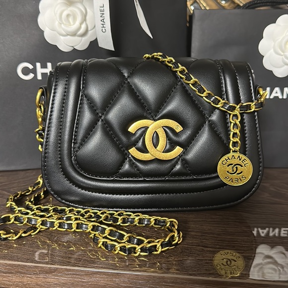 Vintage Chanel CC Mini Bag - Picture 11 of 17